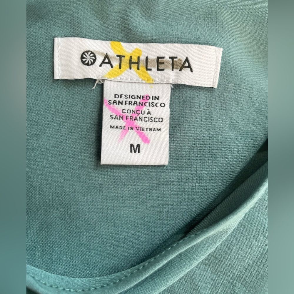 Athleta Swing Forward Pleated Tank Top Size Medium Teal/Black NWT Retail $109 - Picture 9 of 9
